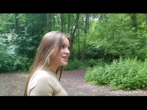❤️ Evelinari toki publiko batean izorratzen genuela proposatu nion! Baietz esan zuen. Orduan ipurdian izorratu eta ahoan esperma. Orduan bere burua haserretu zen. ️❌ Pornografia %eu.chengchengsm4.topan ️❤